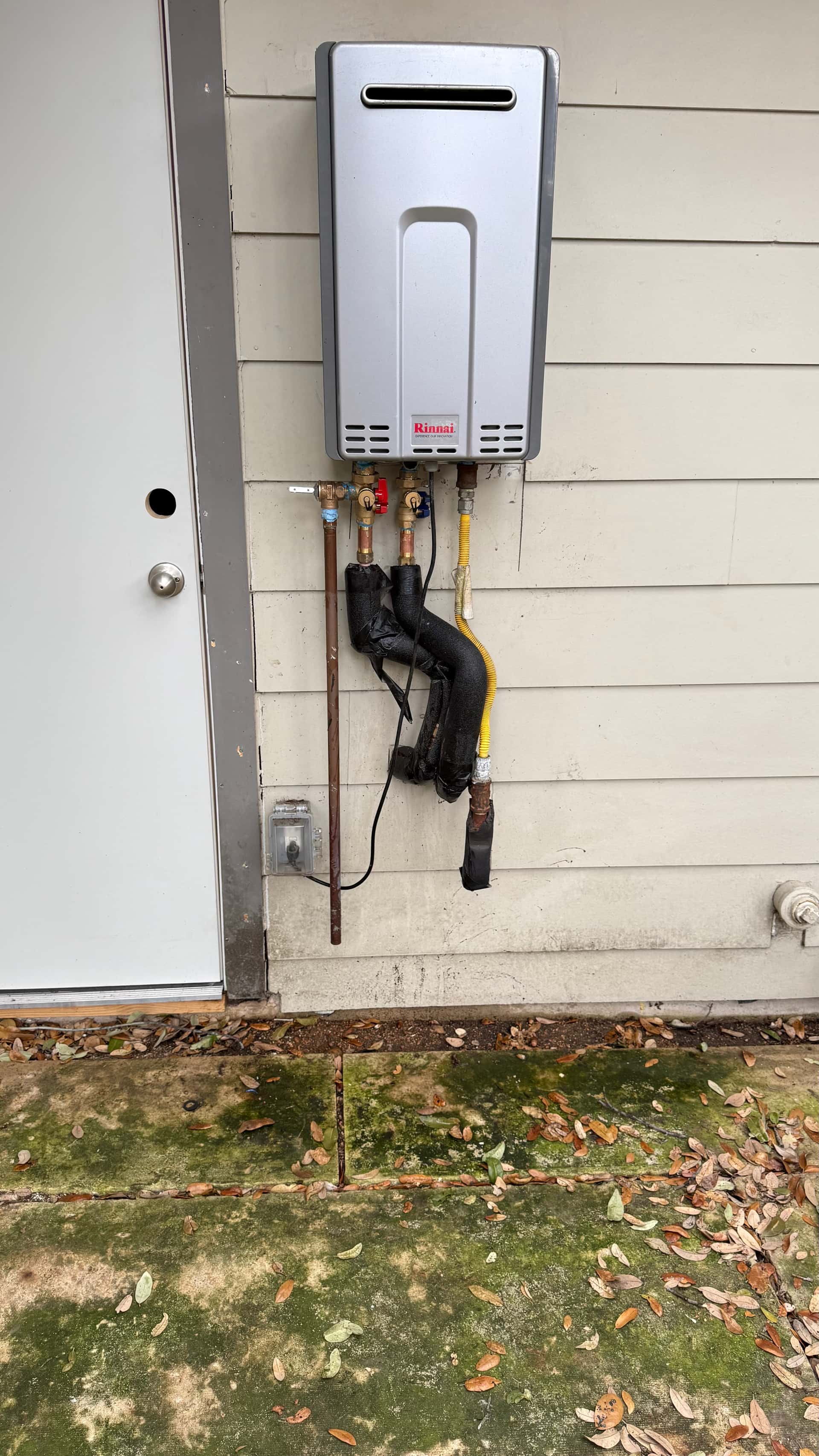 Featured image for: How Hard Water Affects Your Water Heater Efficiency